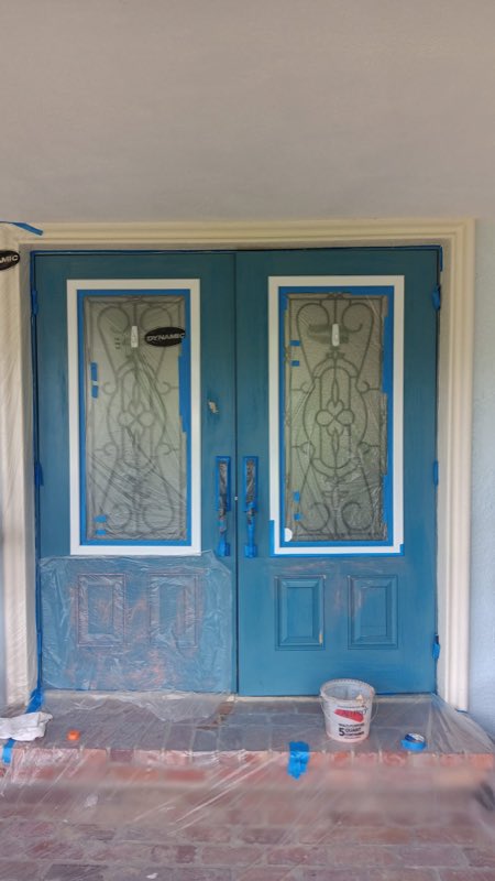 Custom colour match on a pair of entry doors